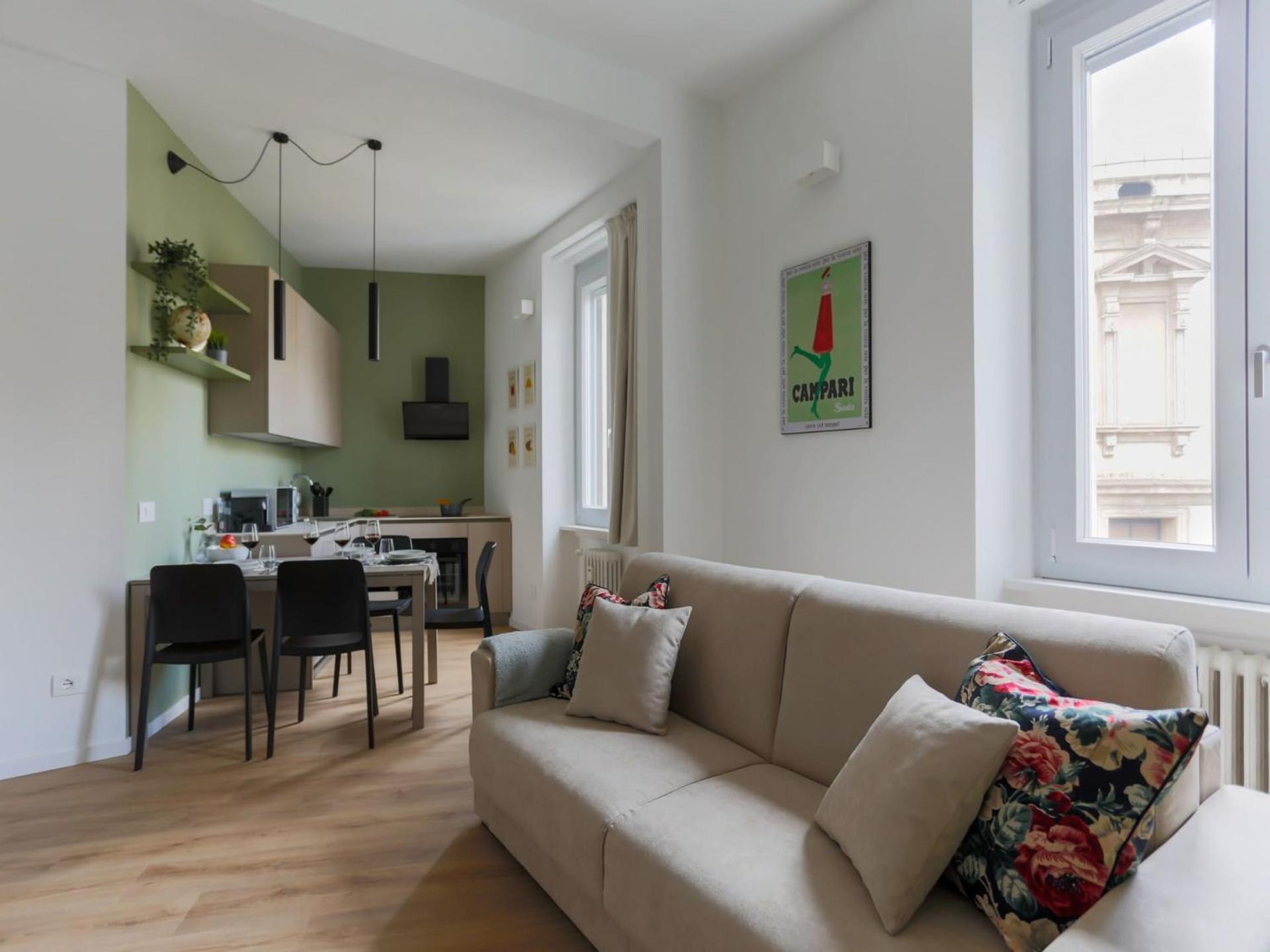 The Best Rent - Spacious And Renovated Two-Bedroom Apartment Downtown Милан Экстерьер фото
