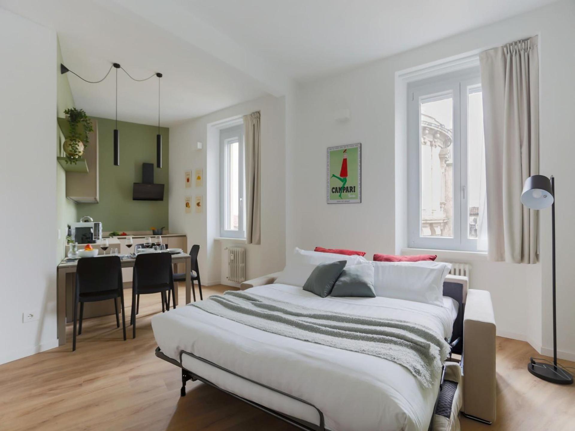 The Best Rent - Spacious And Renovated Two-Bedroom Apartment Downtown Милан Экстерьер фото