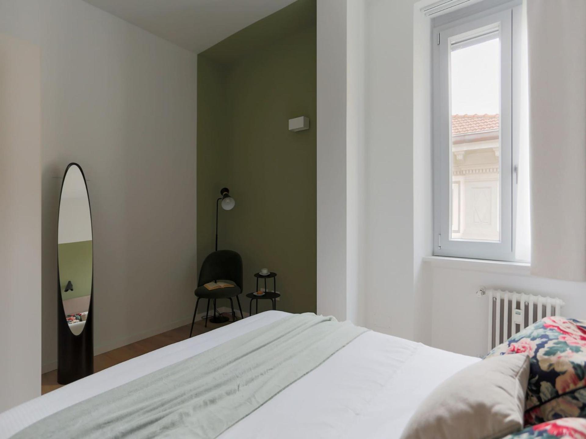The Best Rent - Spacious And Renovated Two-Bedroom Apartment Downtown Милан Экстерьер фото